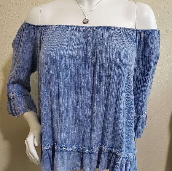 Soft blue bell sleeve Altar'd State Blouse - Picture 2 of 5